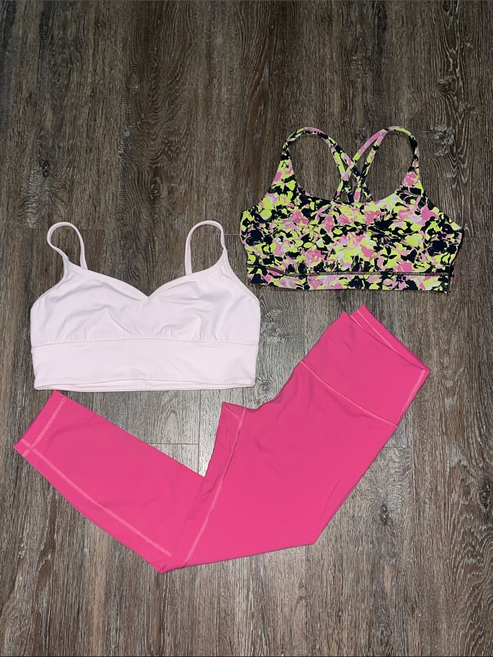 EUC Lululemon Matching Bundle. Size Tops 12/Bottom 10